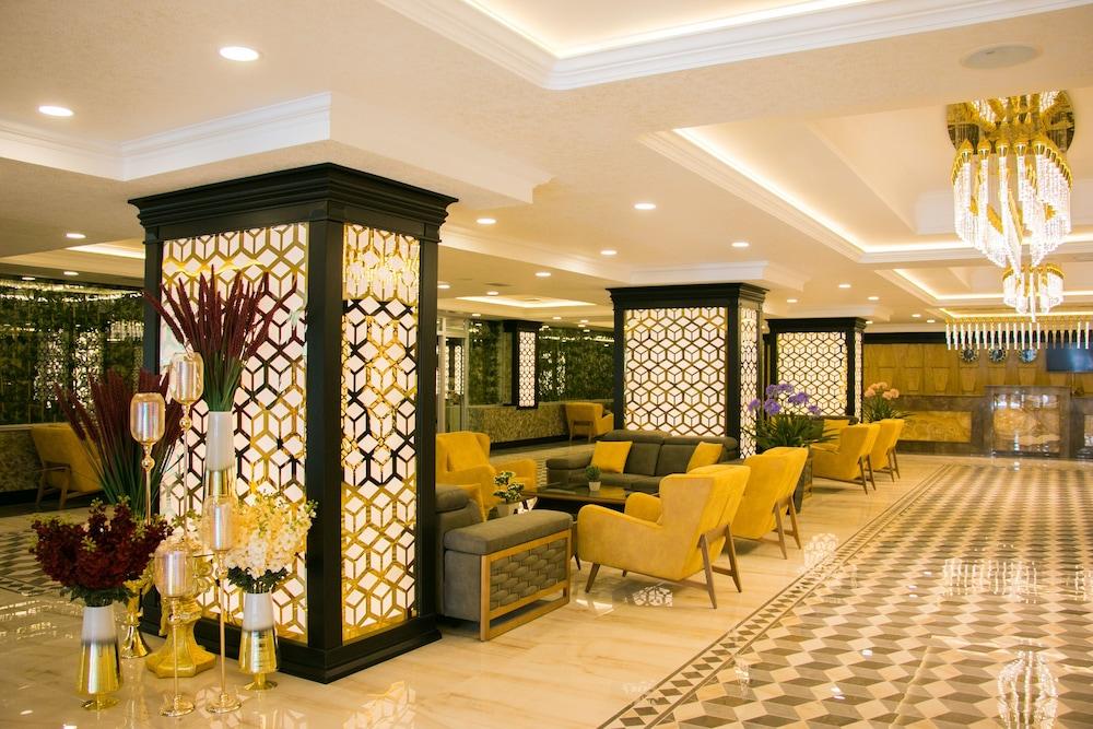 Wyndham Baku Hotel Exterior photo