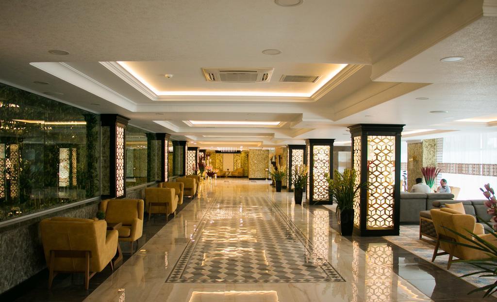 Wyndham Baku Hotel Exterior photo
