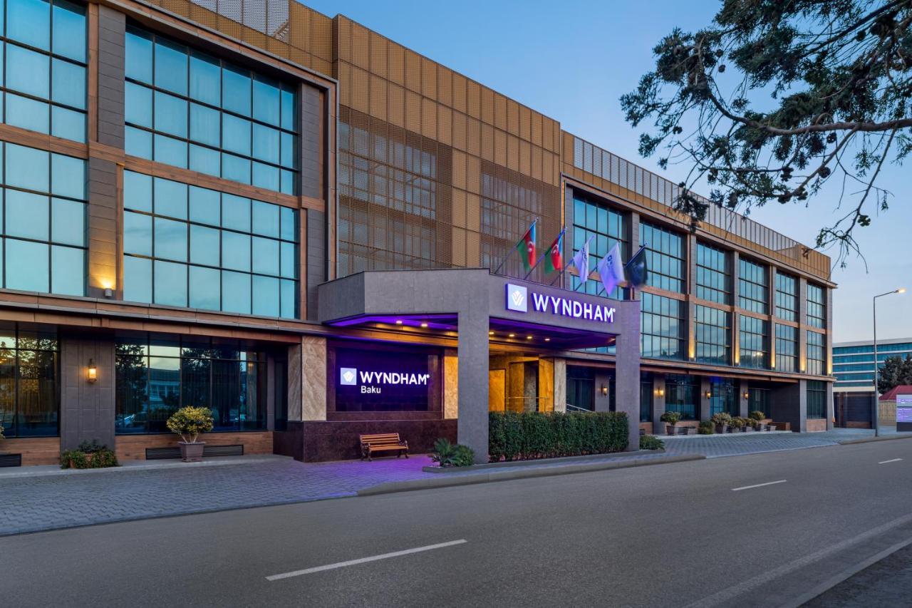 Wyndham Baku Hotel Exterior photo